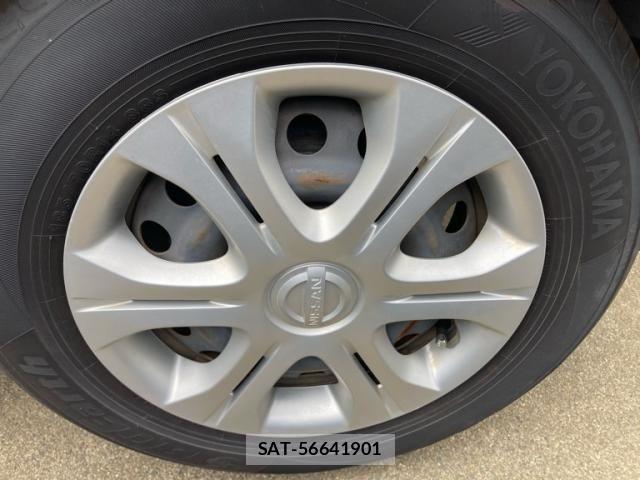 Nissan NOTE 2013-02 8830911-11