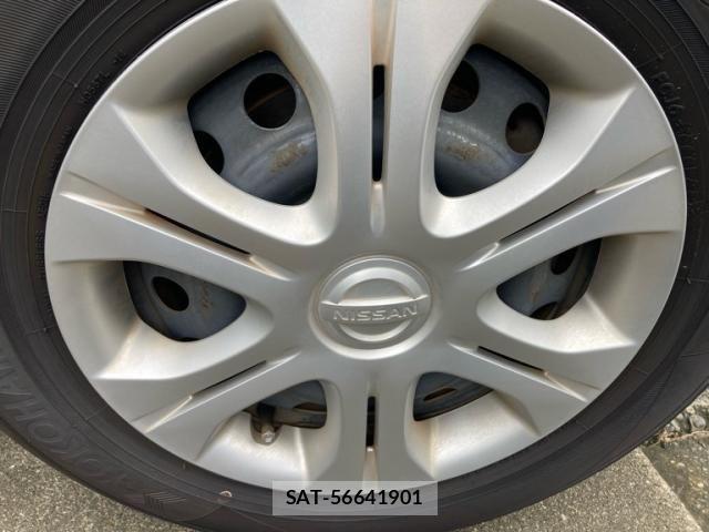 Nissan NOTE 2013-02 8830911-3