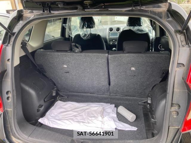 Nissan NOTE 2013-02 8830911-8