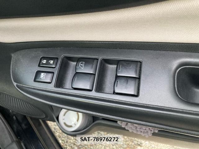 Nissan NOTE 2017-08 8830897-13