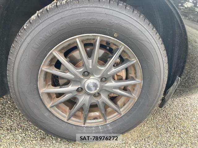 Nissan NOTE 2017-08 8830897-3
