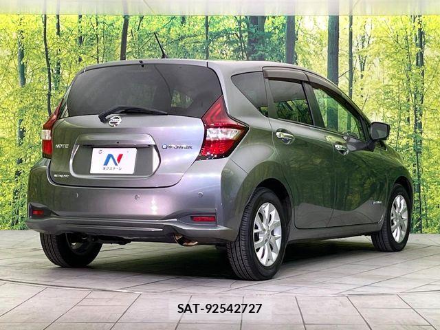 Nissan NOTE 2017-05 8848954-16