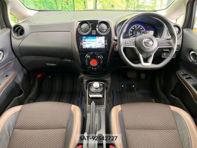 Nissan NOTE 2017-05 8848954-1