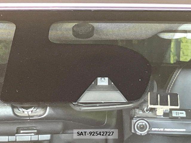 Nissan NOTE 2017-05 8848954-4