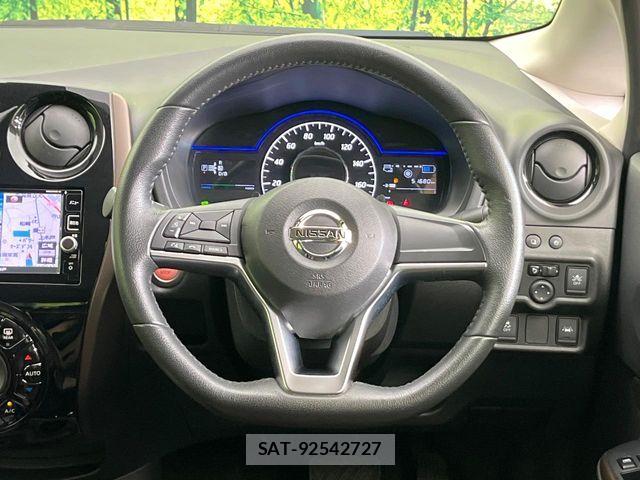 Nissan NOTE 2017-05 8848954-7