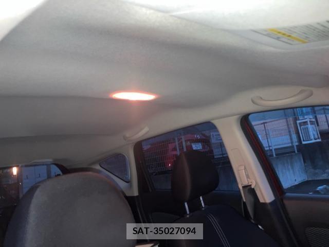 Nissan NOTE 2014-02 8850238-19