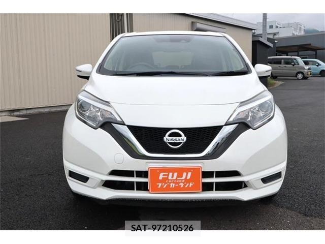 Nissan NOTE 2018-05 8850211-11