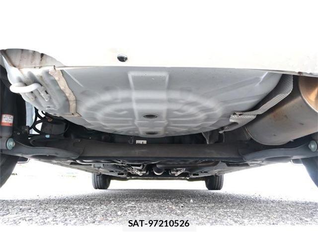 Nissan NOTE 2018-05 8850211-15
