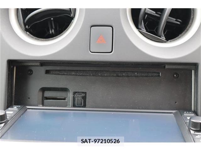 Nissan NOTE 2018-05 8850211-22