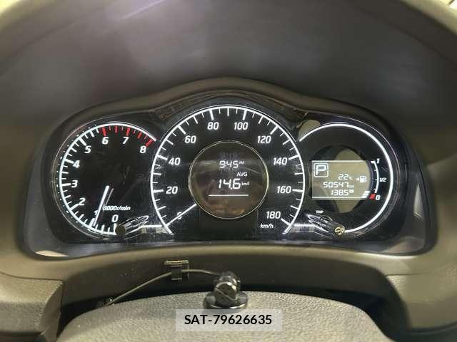 Nissan NOTE 2013-01 8850227-10