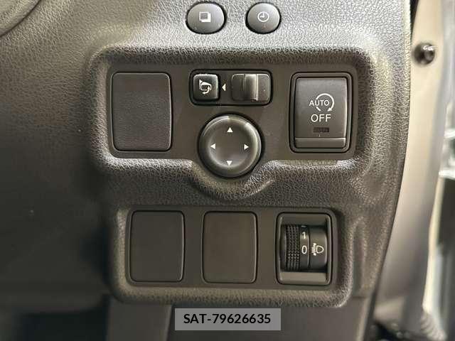 Nissan NOTE 2013-01 8850227-11