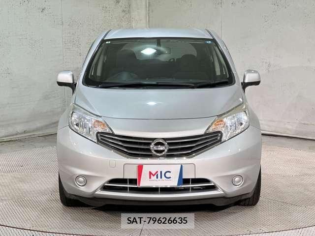 Nissan NOTE 2013-01 8850227-2