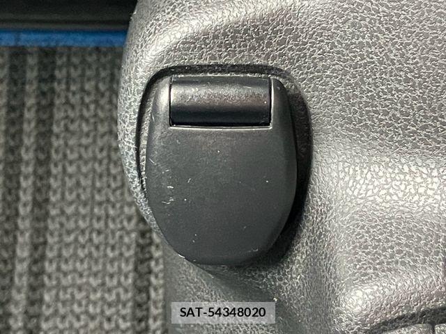 Nissan NOTE 2016-11 8850228-27