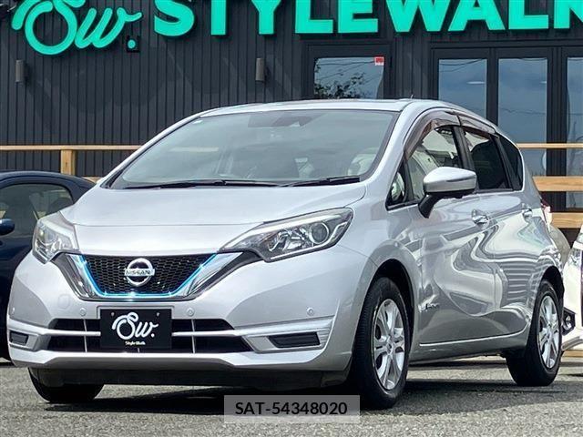 Nissan NOTE 2016-11 8850228-8