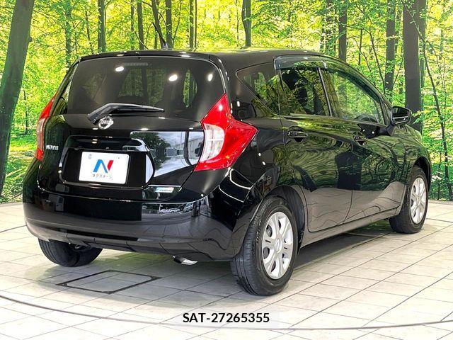 Nissan NOTE 2015-10 8850229-16