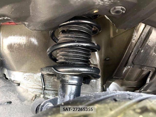 Nissan NOTE 2015-10 8850229-19