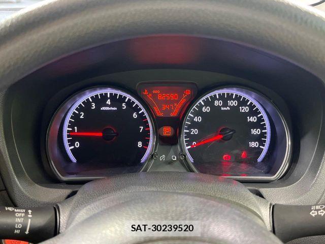 Nissan NOTE 2013-04 8850231-18