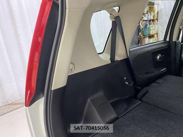 Nissan NOTE 2011-09 8850223-14