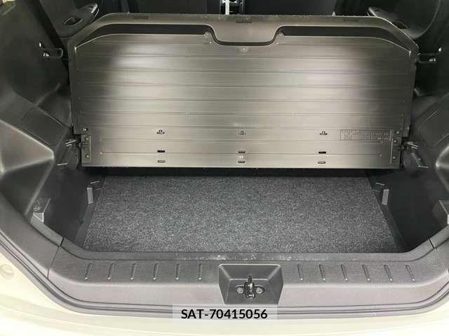 Nissan NOTE 2011-09 8850223-15