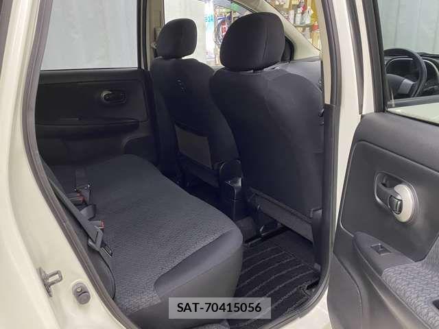 Nissan NOTE 2011-09 8850223-4