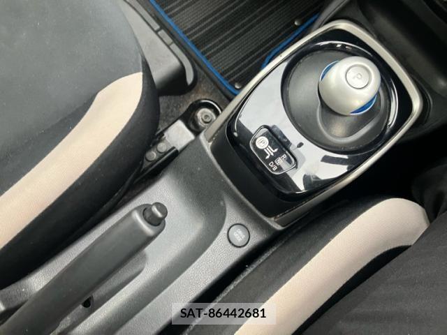 Nissan NOTE 2017-09 8850226-20