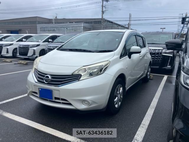 Nissan NOTE 2013-01 8850241-0