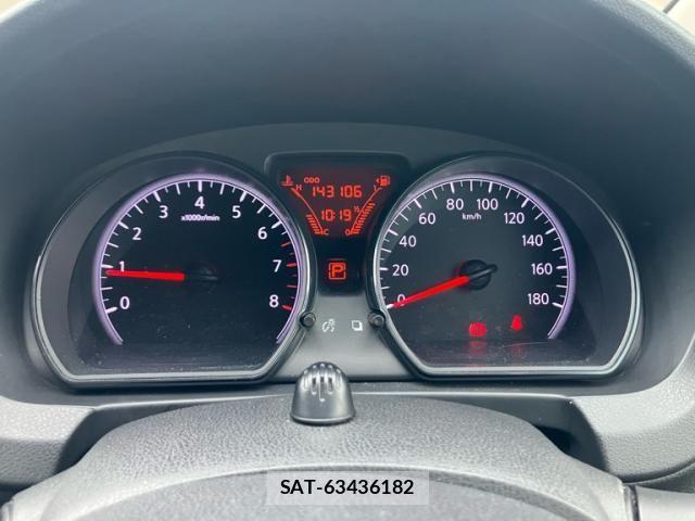 Nissan NOTE 2013-01 8850241-16
