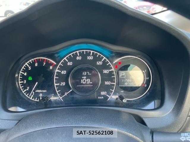 Nissan NOTE 2013-11 8850234-12