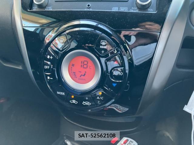 Nissan NOTE 2013-11 8850234-14