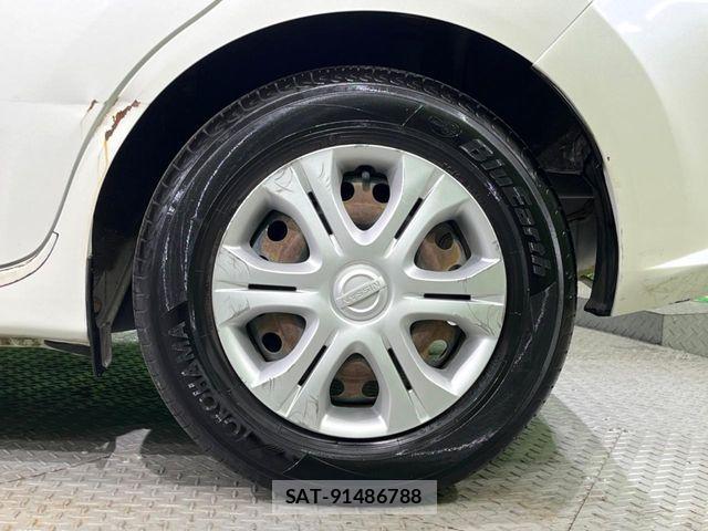 Nissan NOTE 2017-03 8850220-12