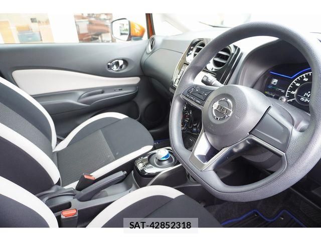 Nissan NOTE 2018-08 8849041-18