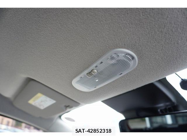 Nissan NOTE 2018-08 8849041-7