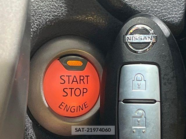 Nissan NOTE 2013-08 8850225-6