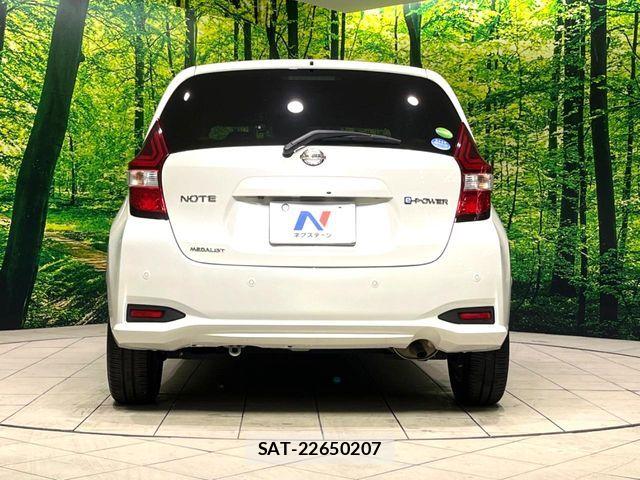 Nissan NOTE 2019-01 8850210-15