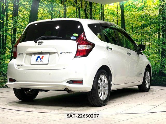 Nissan NOTE 2019-01 8850210-17