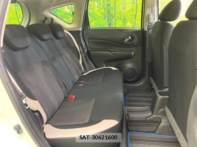 Nissan NOTE 2017-08 8850209-9