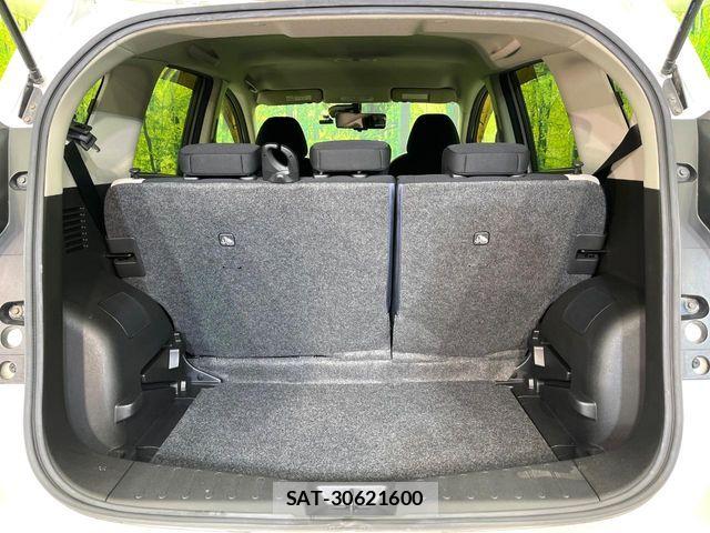 Nissan NOTE 2017-08 8850209-10
