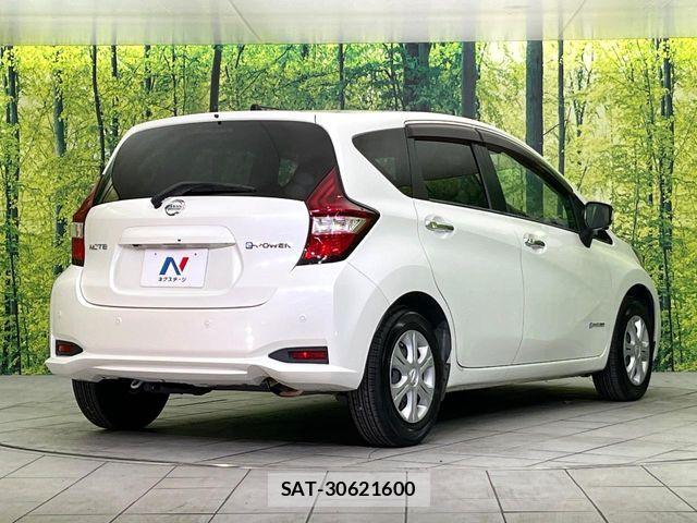 Nissan NOTE 2017-08 8850209-16