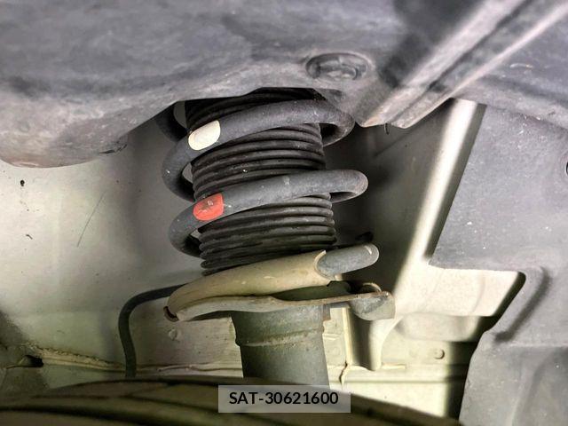 Nissan NOTE 2017-08 8850209-19