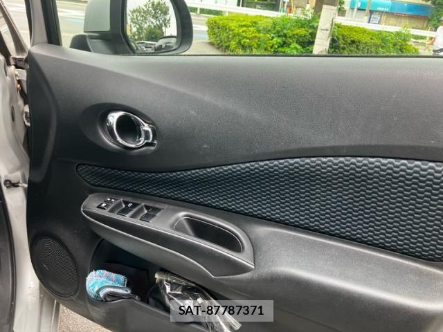 Nissan NOTE 2012-09 8850230-12