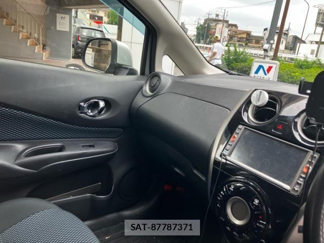 Nissan NOTE 2012-09 8850230-17