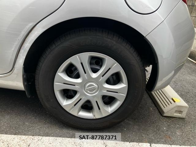 Nissan NOTE 2012-09 8850230-6