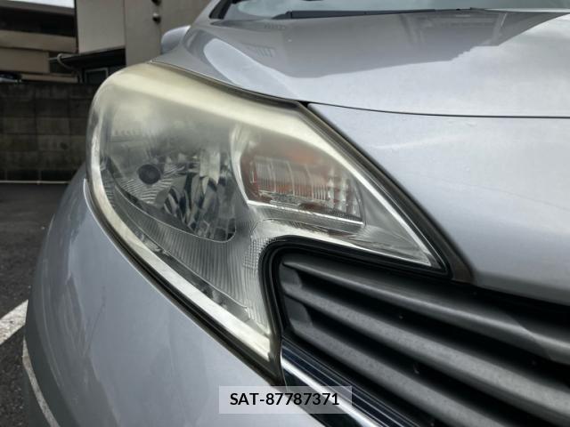 Nissan NOTE 2012-09 8850230-8