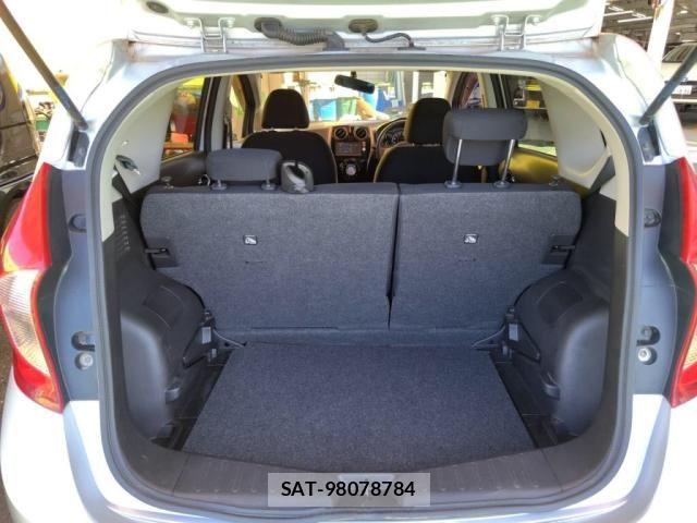 Nissan NOTE 2013-12 8850222-23