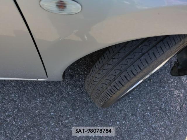 Nissan NOTE 2013-12 8850222-27