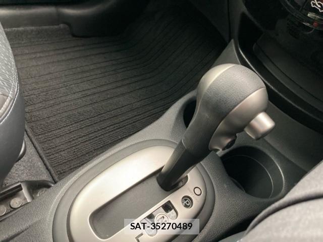 Nissan NOTE 2013-10 8850236-19