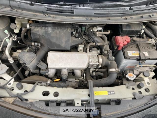 Nissan NOTE 2013-10 8850236-23