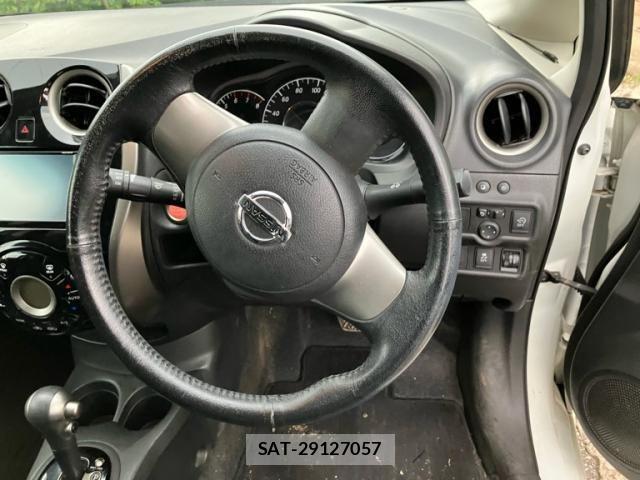 Nissan NOTE 2012-11 8850233-9