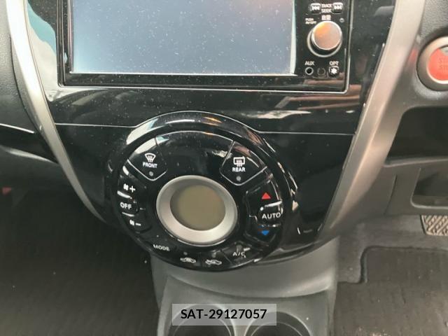 Nissan NOTE 2012-11 8850233-11