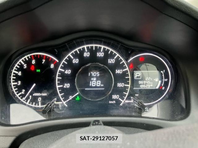 Nissan NOTE 2012-11 8850233-19